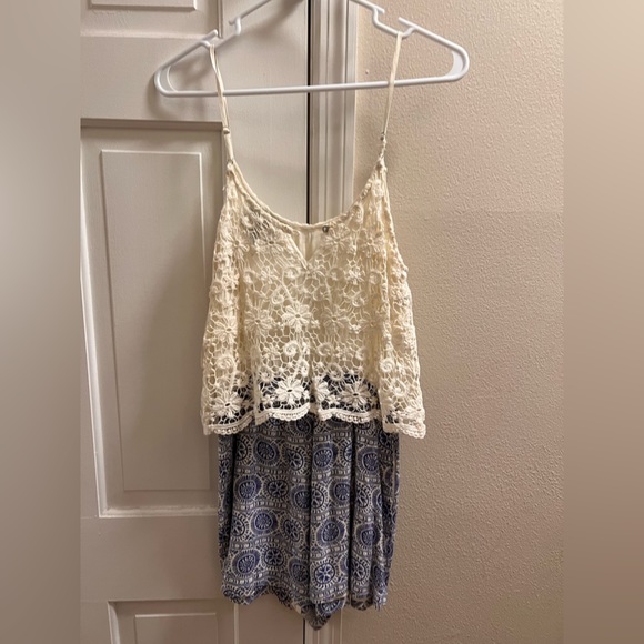 Romper - Picture 2 of 3